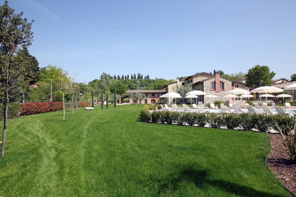 Residence Borgo Mondragon ラツィーゼ エクステリア 写真