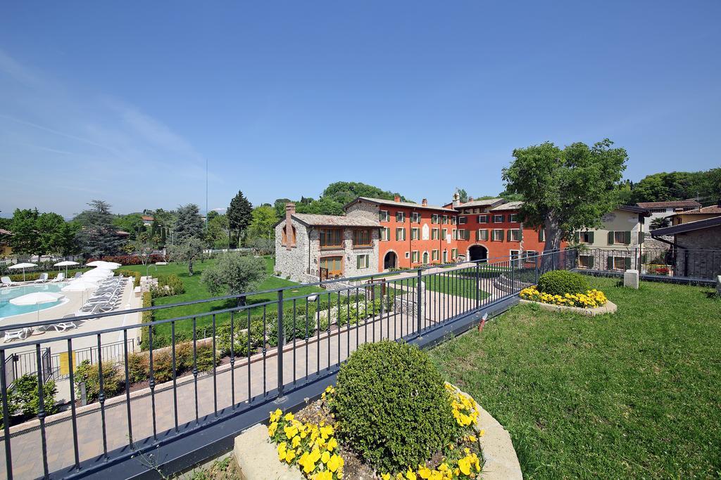 Residence Borgo Mondragon ラツィーゼ エクステリア 写真