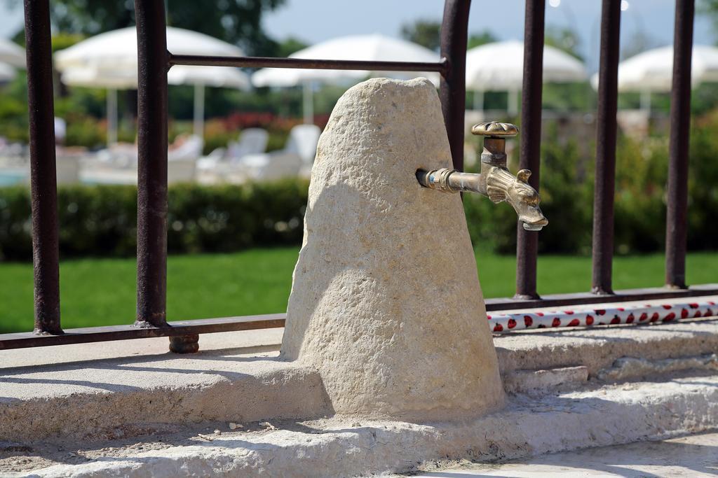 Residence Borgo Mondragon ラツィーゼ エクステリア 写真