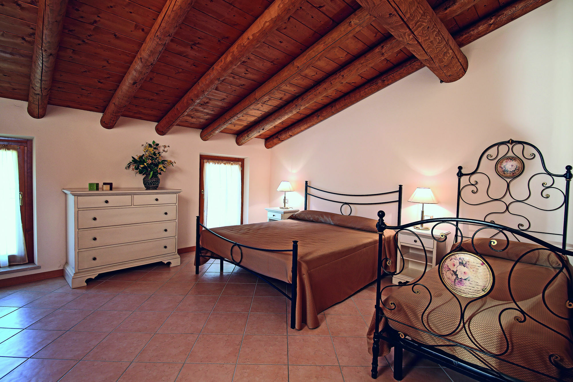 Residence Borgo Mondragon ラツィーゼ エクステリア 写真